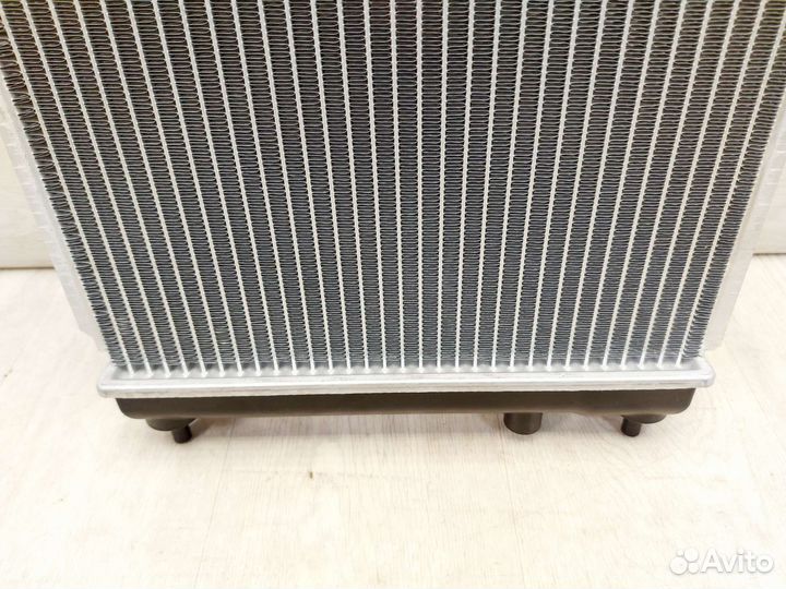 Радиатор охлаждения Hyundai Getz 2002-2011