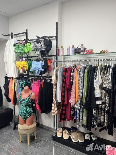 Требуется продавец в шоурум