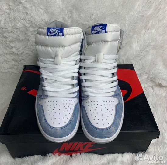 Nike Air Jordan 1 Hyper Royal Оригинал