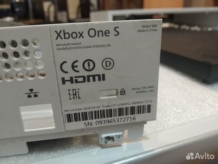 Xbox One s корпус