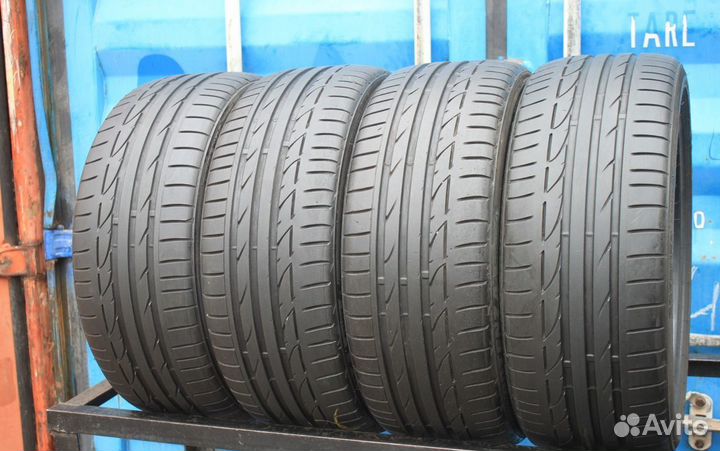 Bridgestone Potenza S001 225/40 R19 89Y