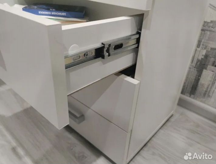 Стол письменный от производителя