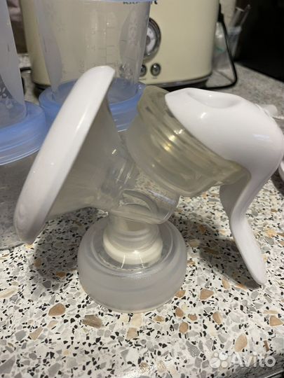 Молокоотсос avent