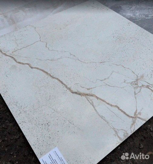 Керамогранитная плита 60х60