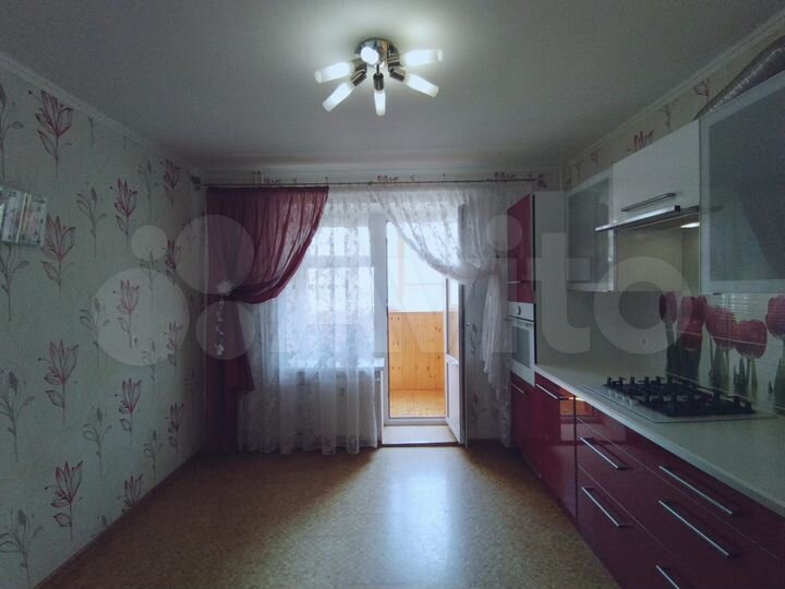 3-к. квартира, 82 м², 4/9 эт.