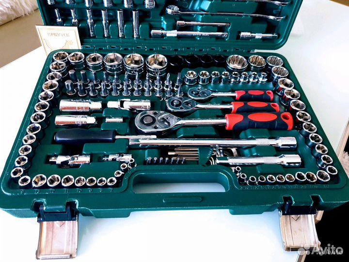 Набор инструментов. 150 усиленный