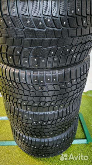 Michelin Latitude X-Ice North 295/35 R21