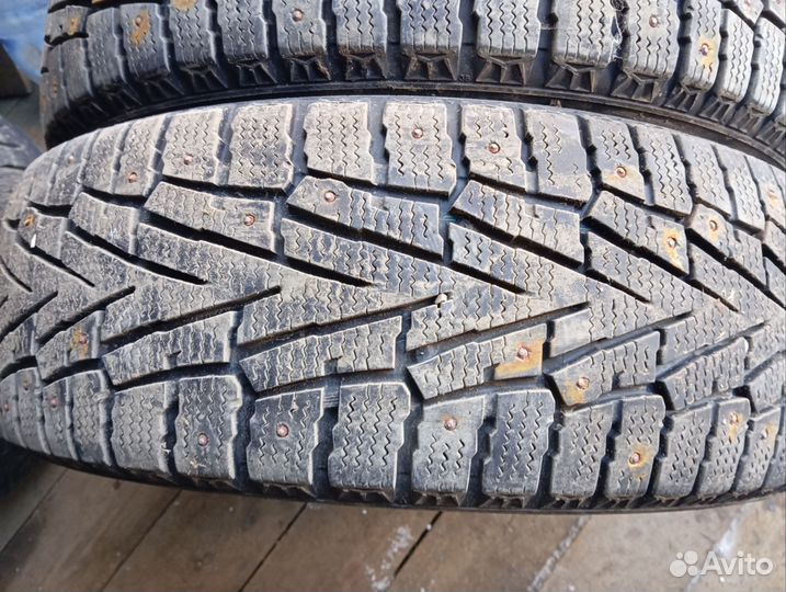 Nexen Winguard WinSpike SUV 225/60 R17