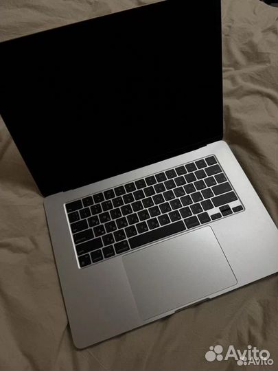 Macbook air 15 m3 8 512 space gray 2024