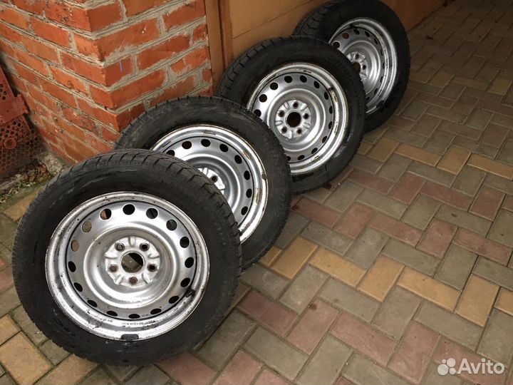 Комплект колес Bridgestone blizzak r16