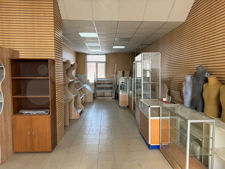 Здание, 284 м²