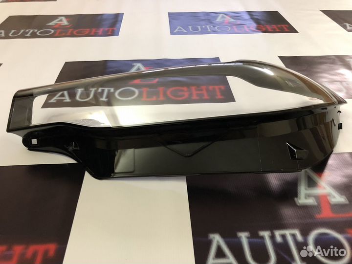 Стекло фары BMW X7 G07 2018-н.в. левое