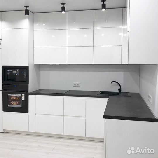 Прямая кухня на заказ. Производство в Москве