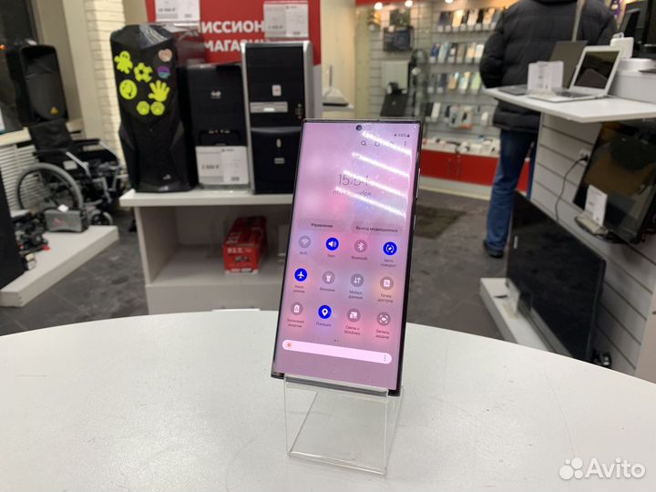 Samsung Galaxy S22 Ultra, 8/128 ГБ