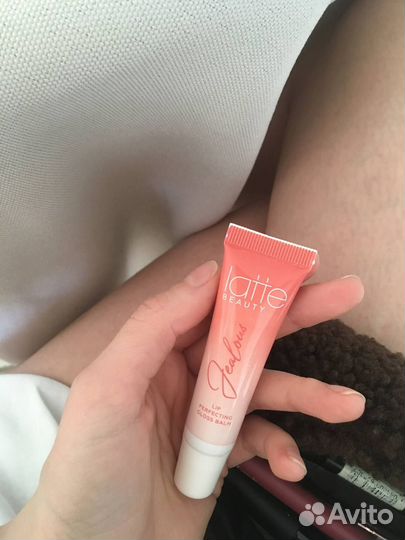 Latte beauty jealous LIP perfecting gloss balm 03