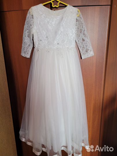 Продается нарядное платье