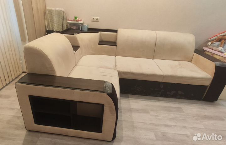 Угловой диван