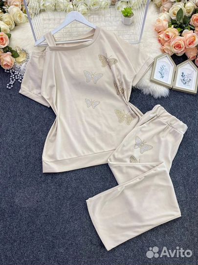 Костюм женский от 50 до 60