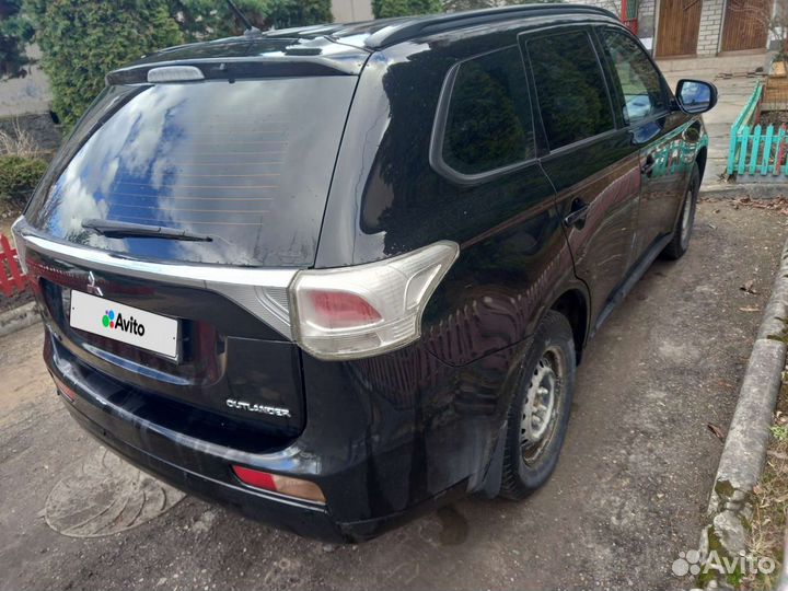 Mitsubishi Outlander 2.0 CVT, 2014, 205 500 км
