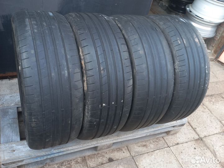 Dunlop SP Sport Maxx 225/45 R19