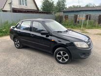 ВАЗ (LADA) Granta 1.6 MT, 2015, 149 000 км, с пробегом, цена 295 000 руб.