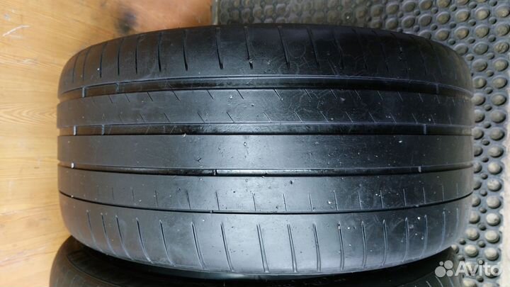 Michelin Pilot Sport 4 S 285/35 R22 106Y