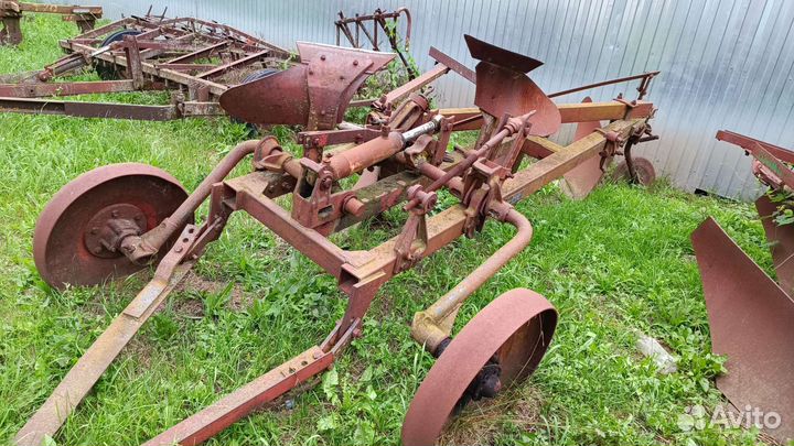 Плуг Алтайсельмаш ПН-3-30, 1995