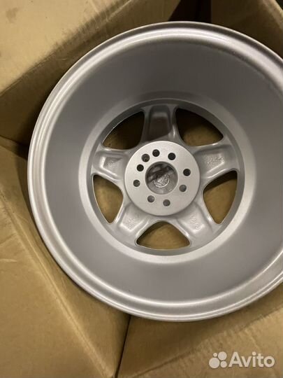 Литые диски новые 14-й радиус