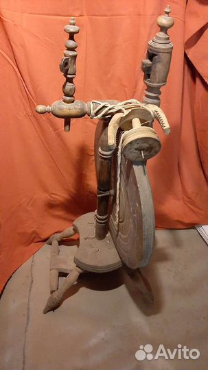 Прялка деревянная старинная