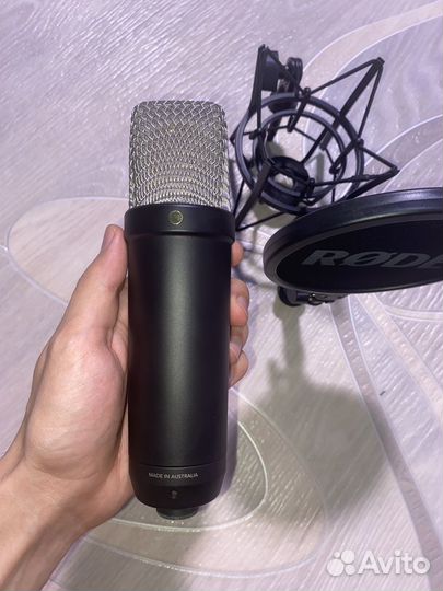 Студийный микрофон rode NT1 5TH generation black