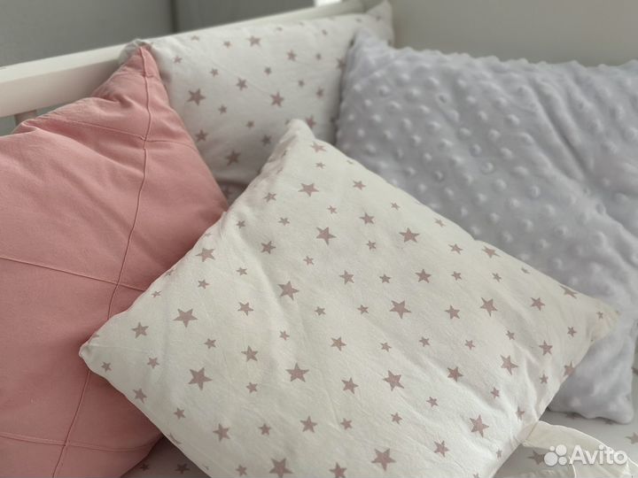 Бортики в детскую кроватку