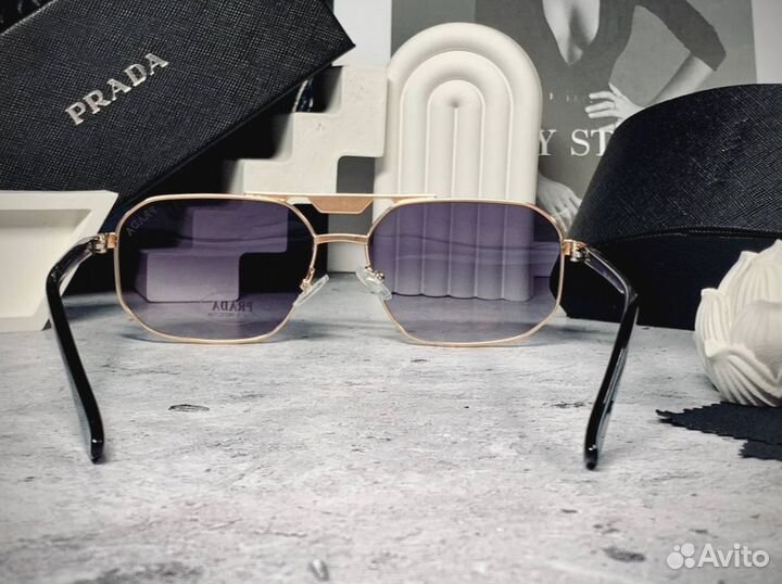 Очки Prada aviator золотые