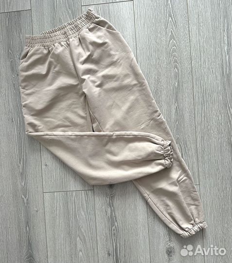 Штаны джоггеры бежевые 40-42 размер