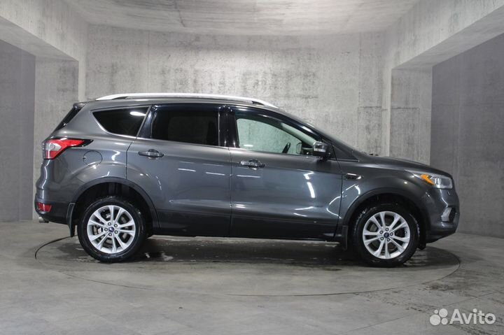 Ford Kuga 1.5 AT, 2017, 116 038 км