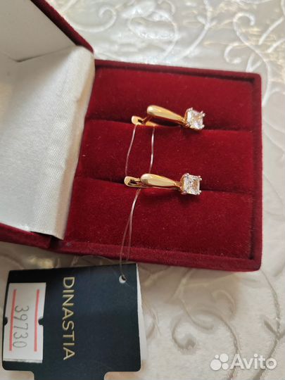 Золотые серьги