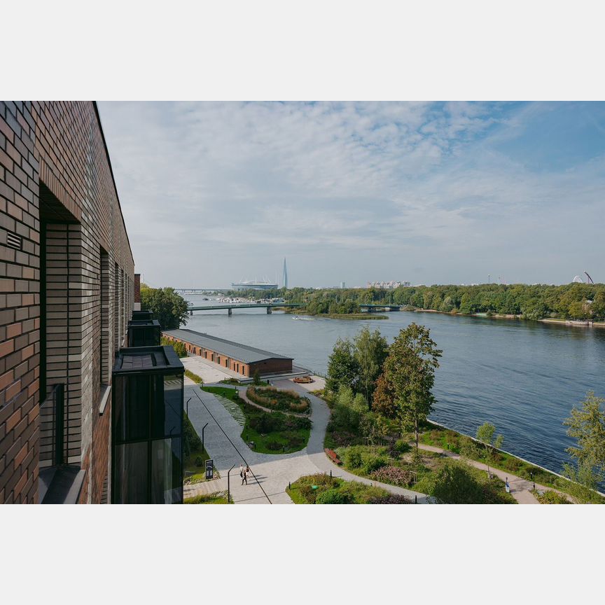 3-к. квартира, 147,2 м², 3/9 эт.