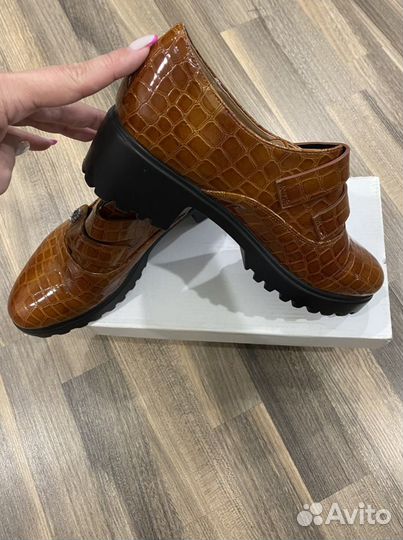Продам лоферы
