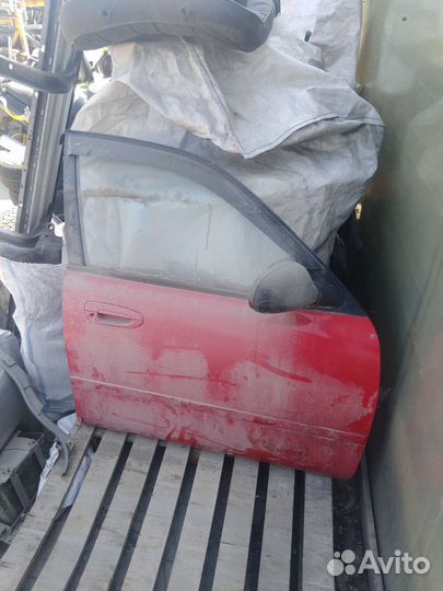 Дверь передняя правая Мазда 626 GF