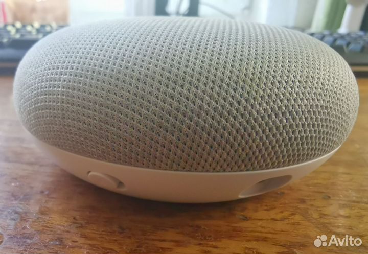 Колонка Google Home mini