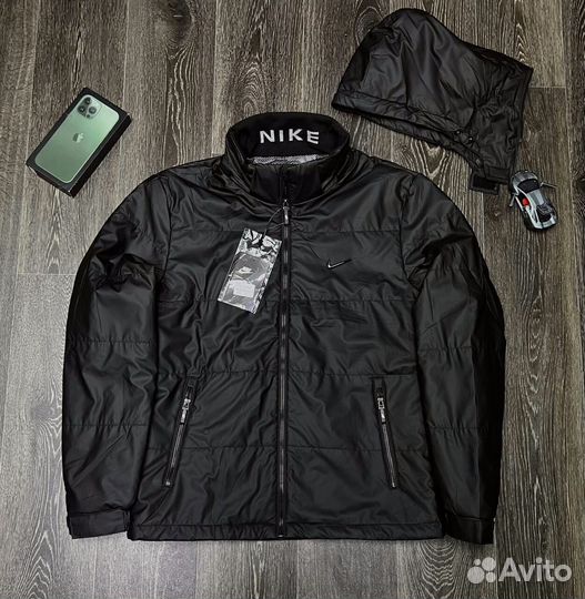 Демисезонные куртки Nike модные