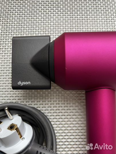 Фен dyson supersonic фуксия