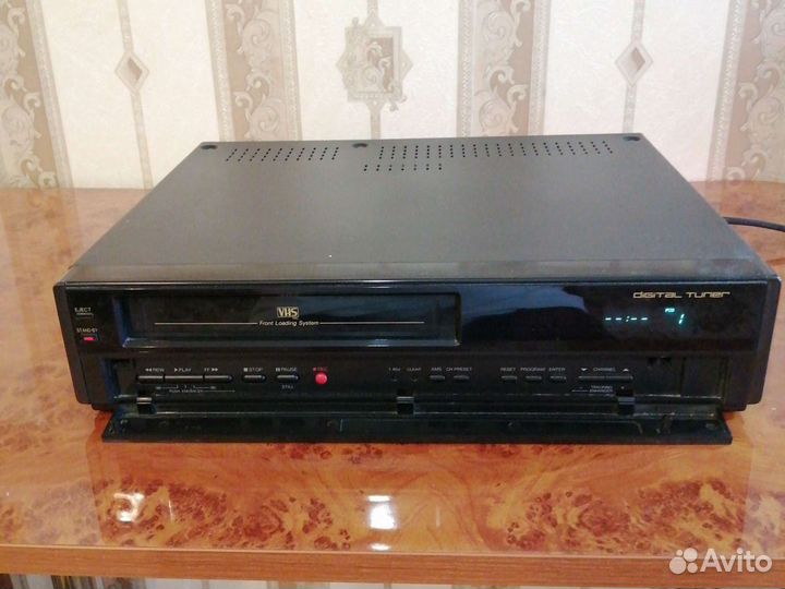 Видеомагнитофон