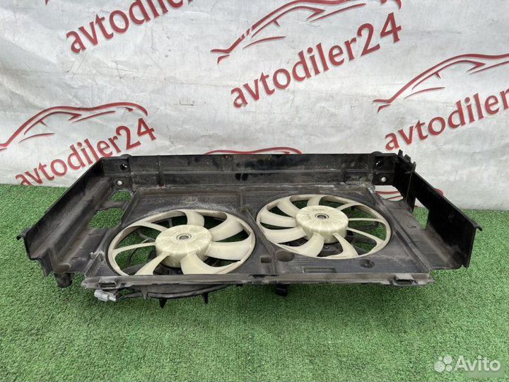 Диффузор радиатора Toyota Prius ZVW30 2ZR-FXE 2014