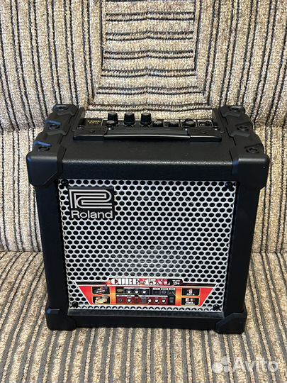 Гитарный комбоусилитель Roland Cube-15 XL