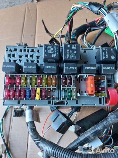 Жгут проводов панели Торпедо Лада Калина 11186-372