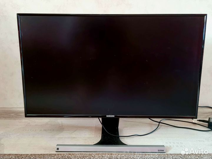 Монитор samsung S27D590P