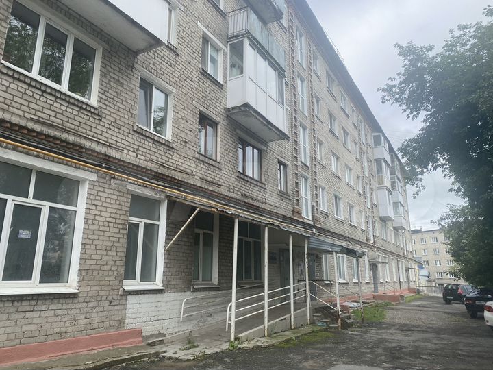 2-к. квартира, 42,7 м², 3/5 эт.