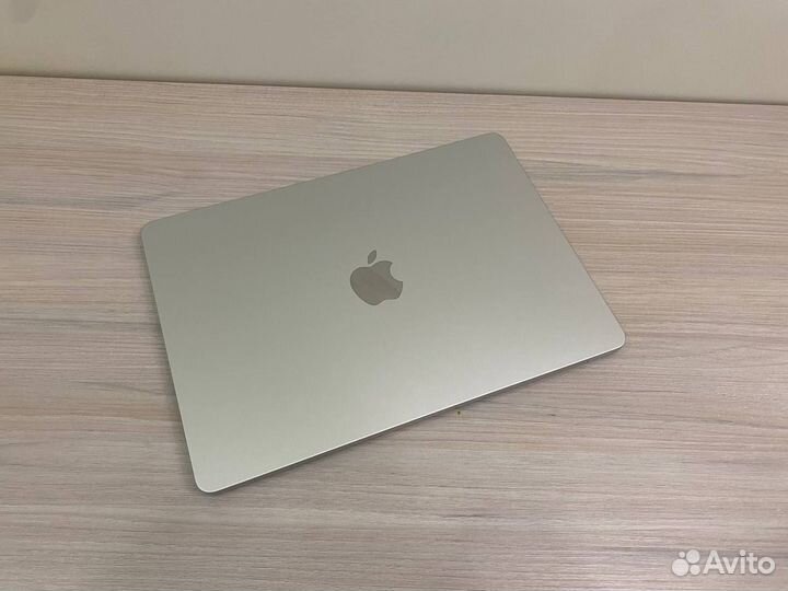 MacBook air 13 на чипе M2 Самара