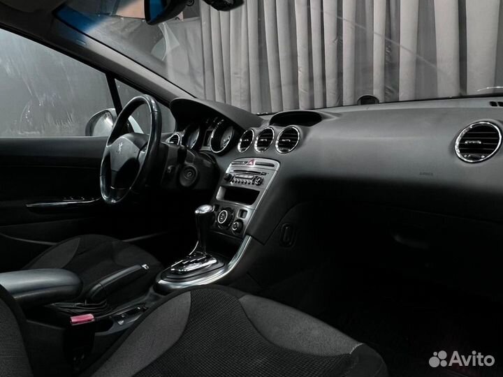 Peugeot 308 1.6 AT, 2011, 258 000 км