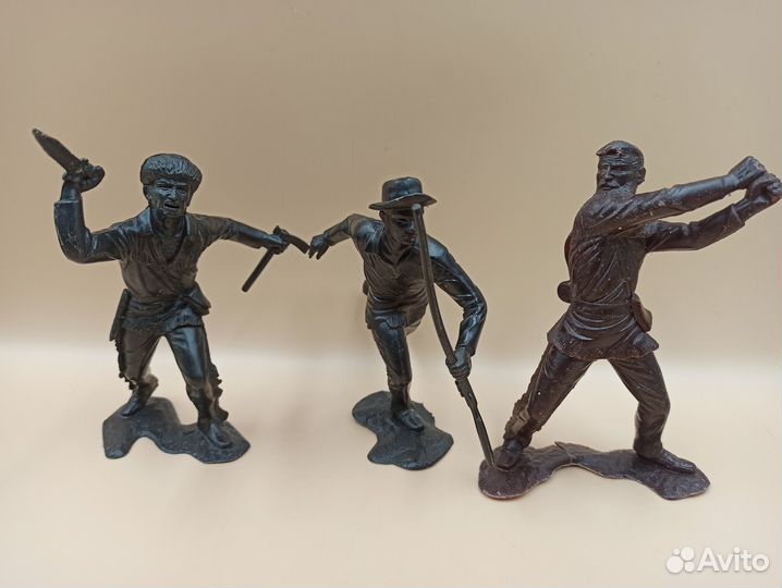 Пластмассовые фигурки. Солдаты СССР 6шт